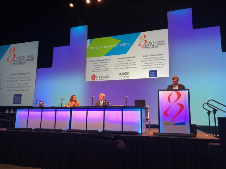 Dr. Kent Osborne giving opening remarks at SABCS.